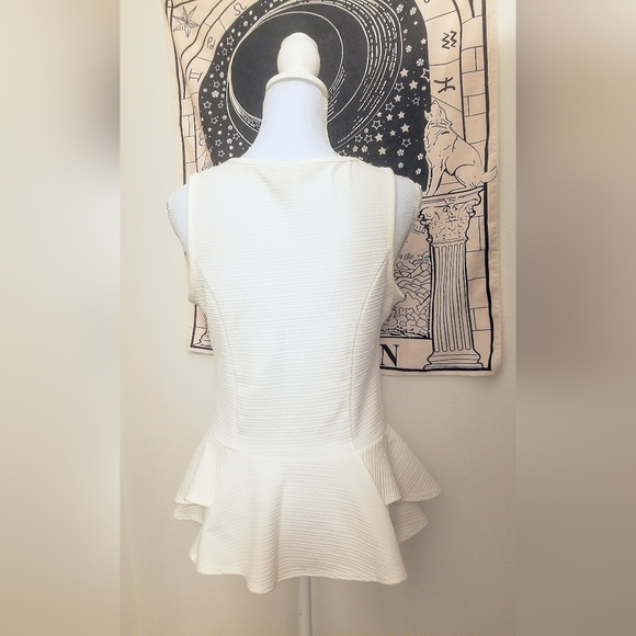 White Textured Sleeveless Peplum Top- NWOT - Picture 3 of 5